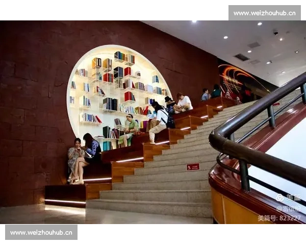 以横幅为中心打造城市文化视觉新地标与传播窗口融合艺术创意与空间